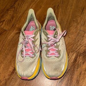 FP Movement x HOKA Clifton 8